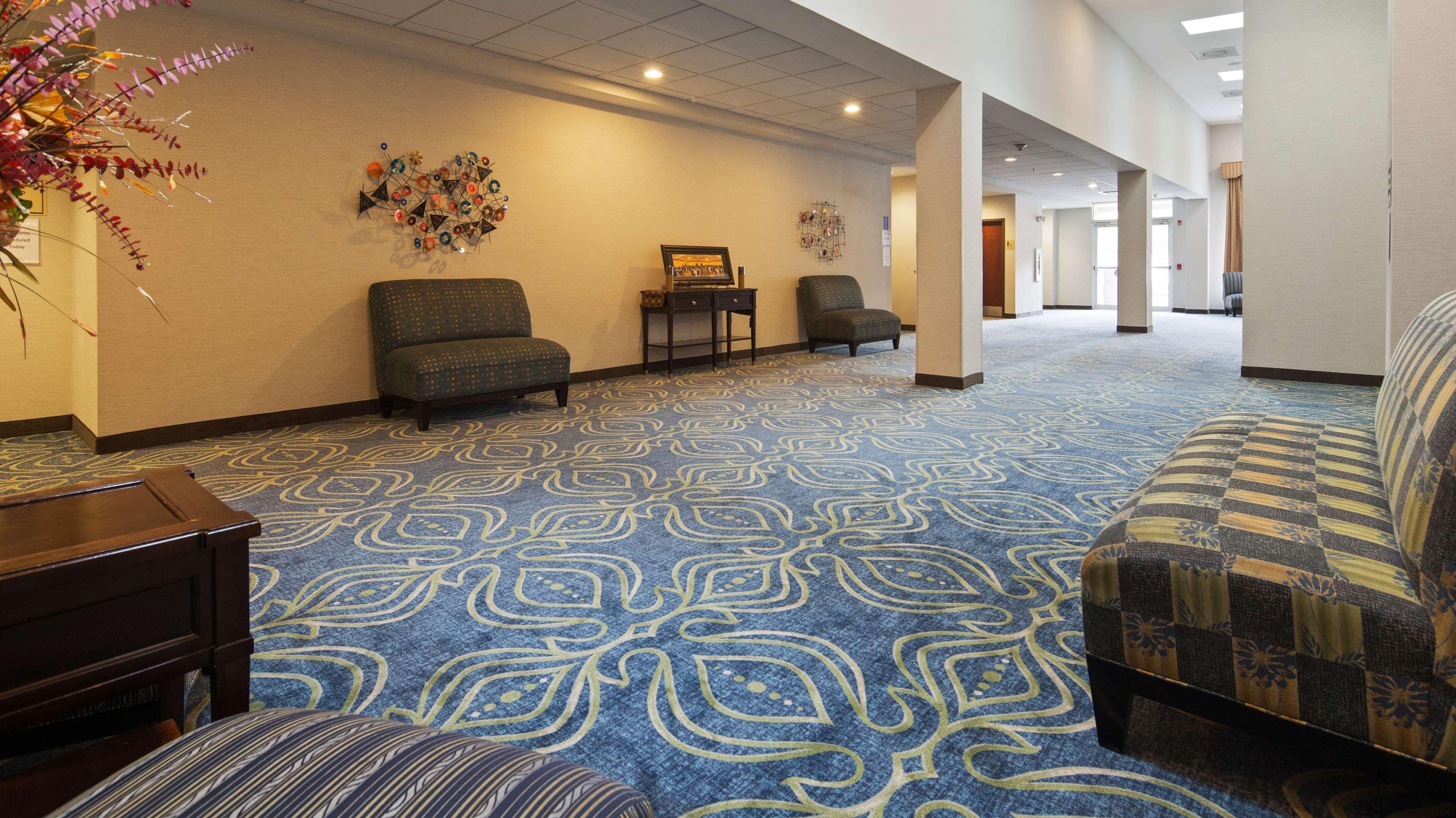 Best Western Plus Уэйнсборо Экстерьер фото
