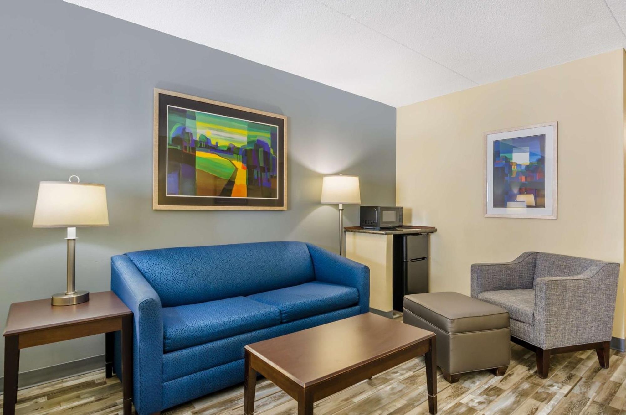 Best Western Plus Уэйнсборо Экстерьер фото
