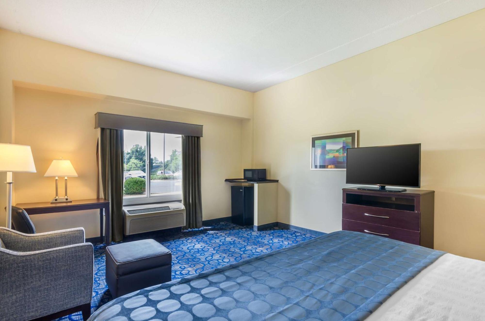 Best Western Plus Уэйнсборо Экстерьер фото