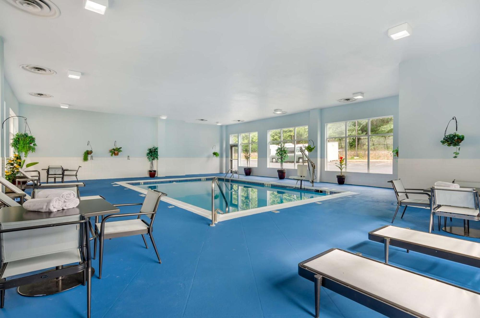 Best Western Plus Уэйнсборо Экстерьер фото